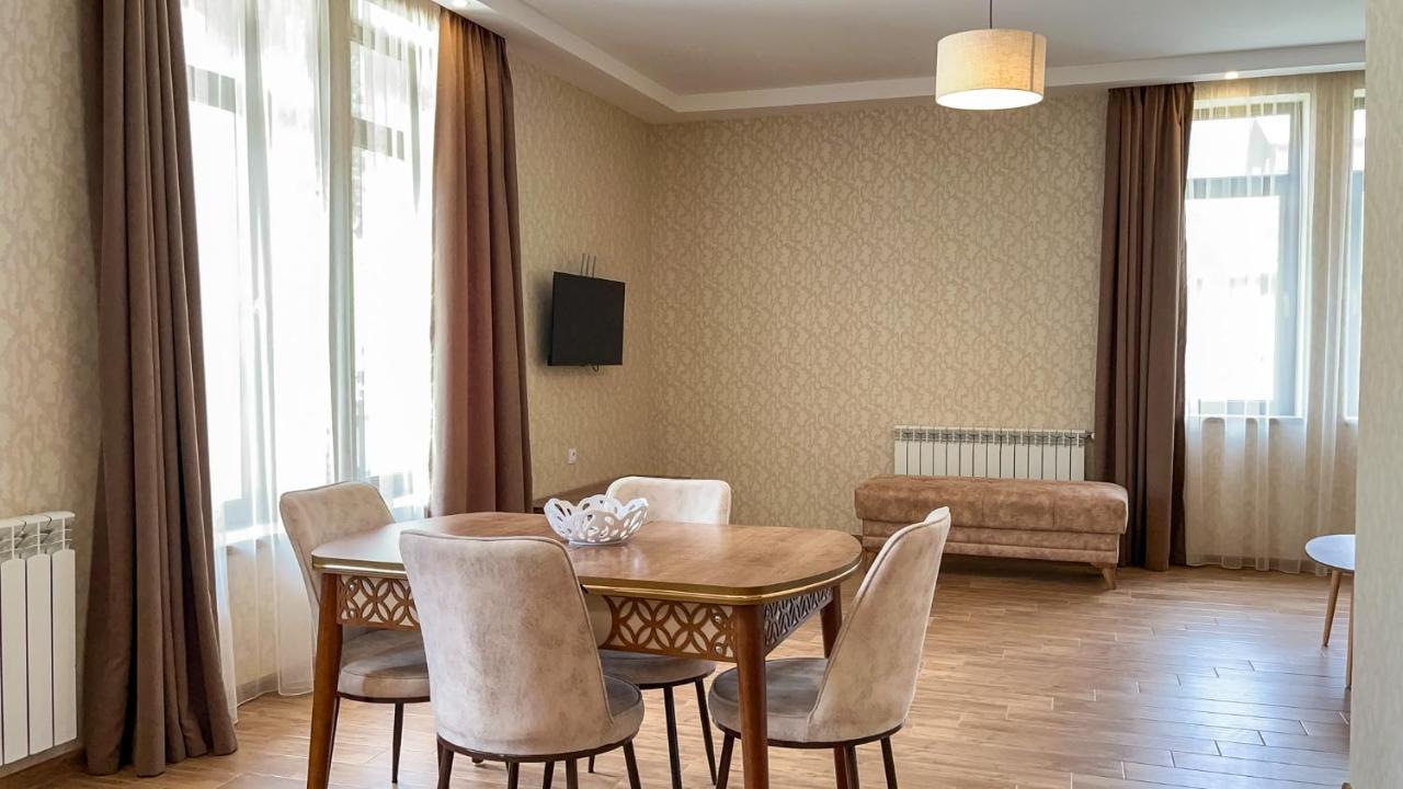 Dani Lux Apartment Бакуриани Екстериор снимка