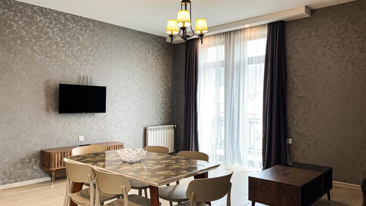Dani Lux Apartment Бакуриани Екстериор снимка