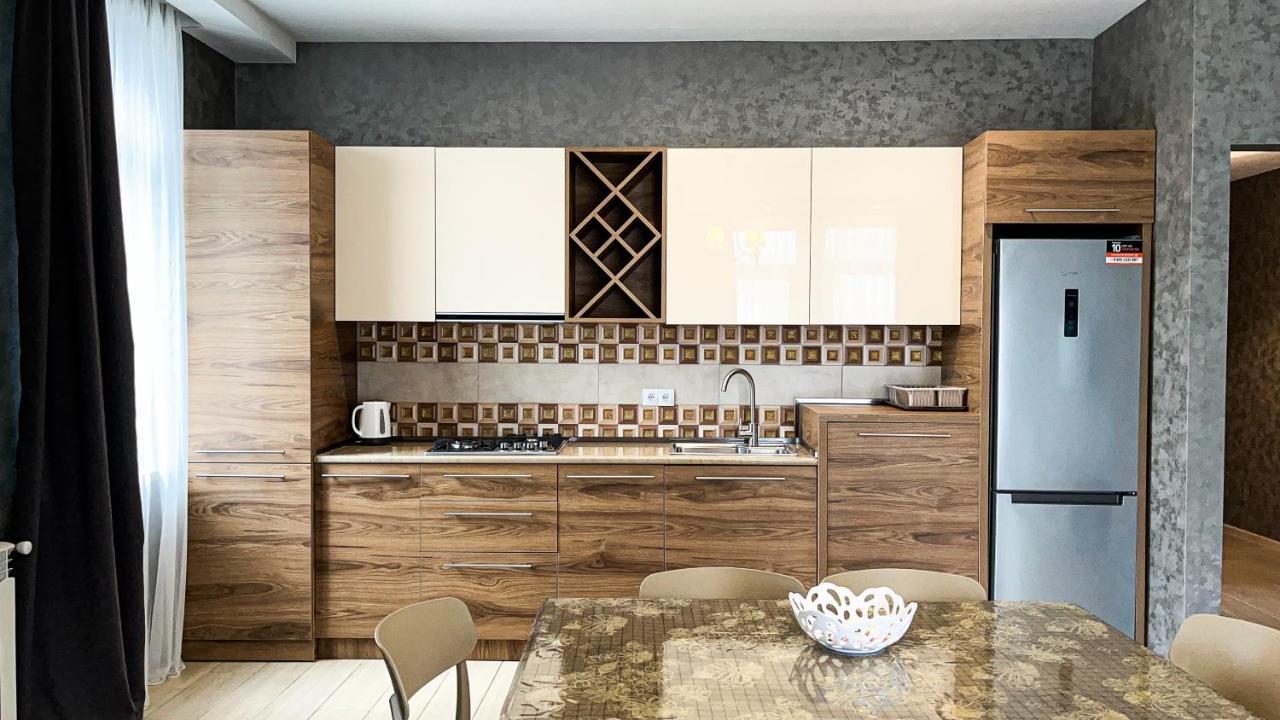 Dani Lux Apartment Бакуриани Екстериор снимка
